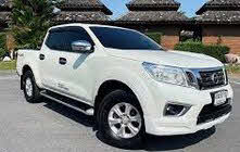 Nissan NP300 Side Steps